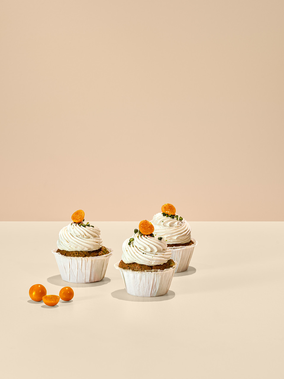 Vegane Pistazien-Cupcakes mit Cream-Cheese-Topping
