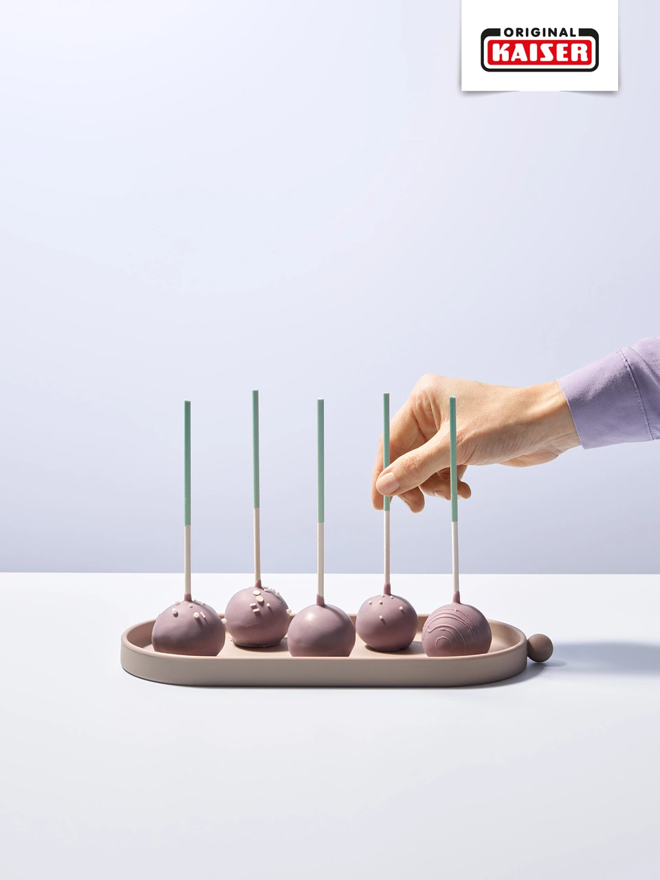 Schokoladen-Cake Pops mit Schuss