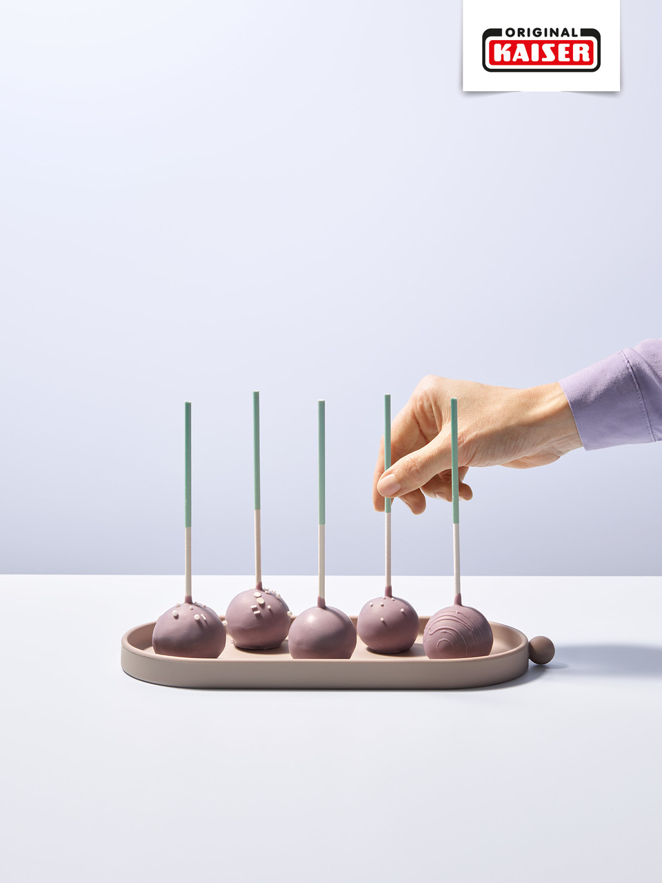 Schokoladen-Cake Pops mit Schuss